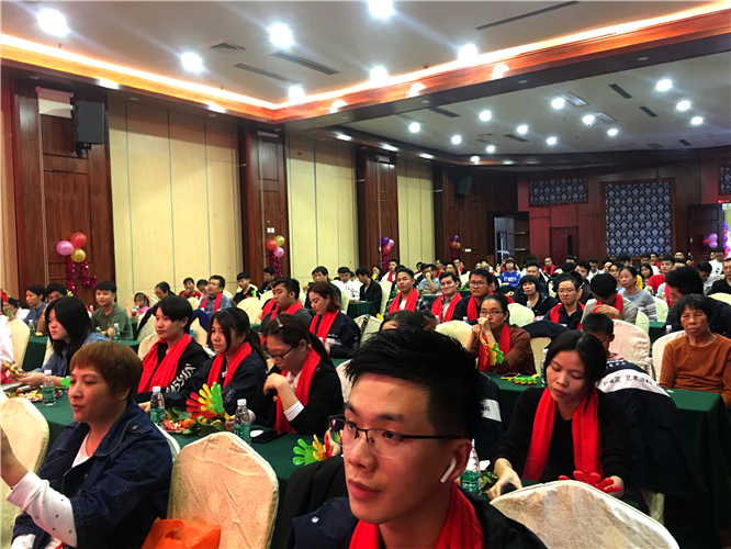 萬磊人歡聚一堂，只為追逐2020“萬磊夢”！