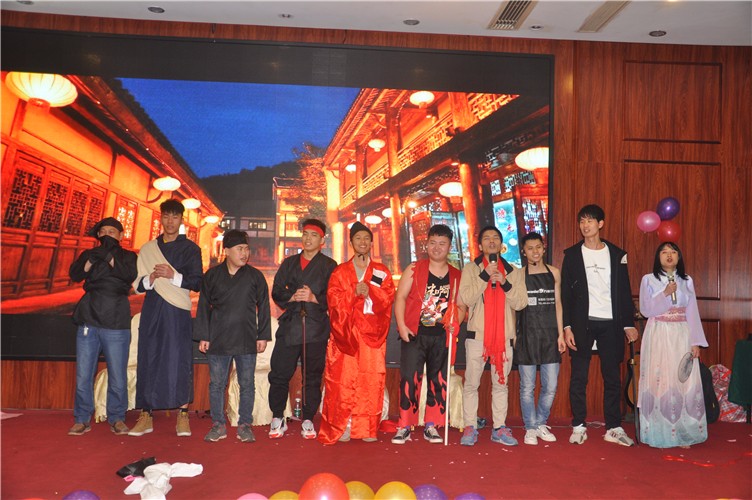 萬磊人歡聚一堂，只為追逐2020“萬磊夢”！